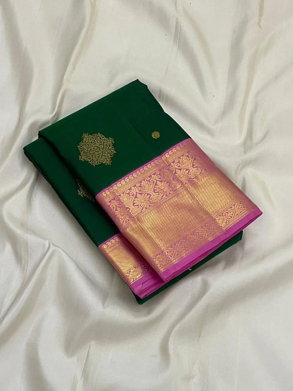 Emerald Green Butta Korvai Kanchipuram Silk Saree